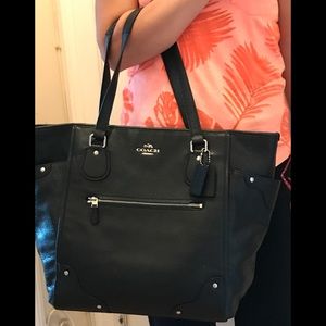 Authentic COACH New York big bag.